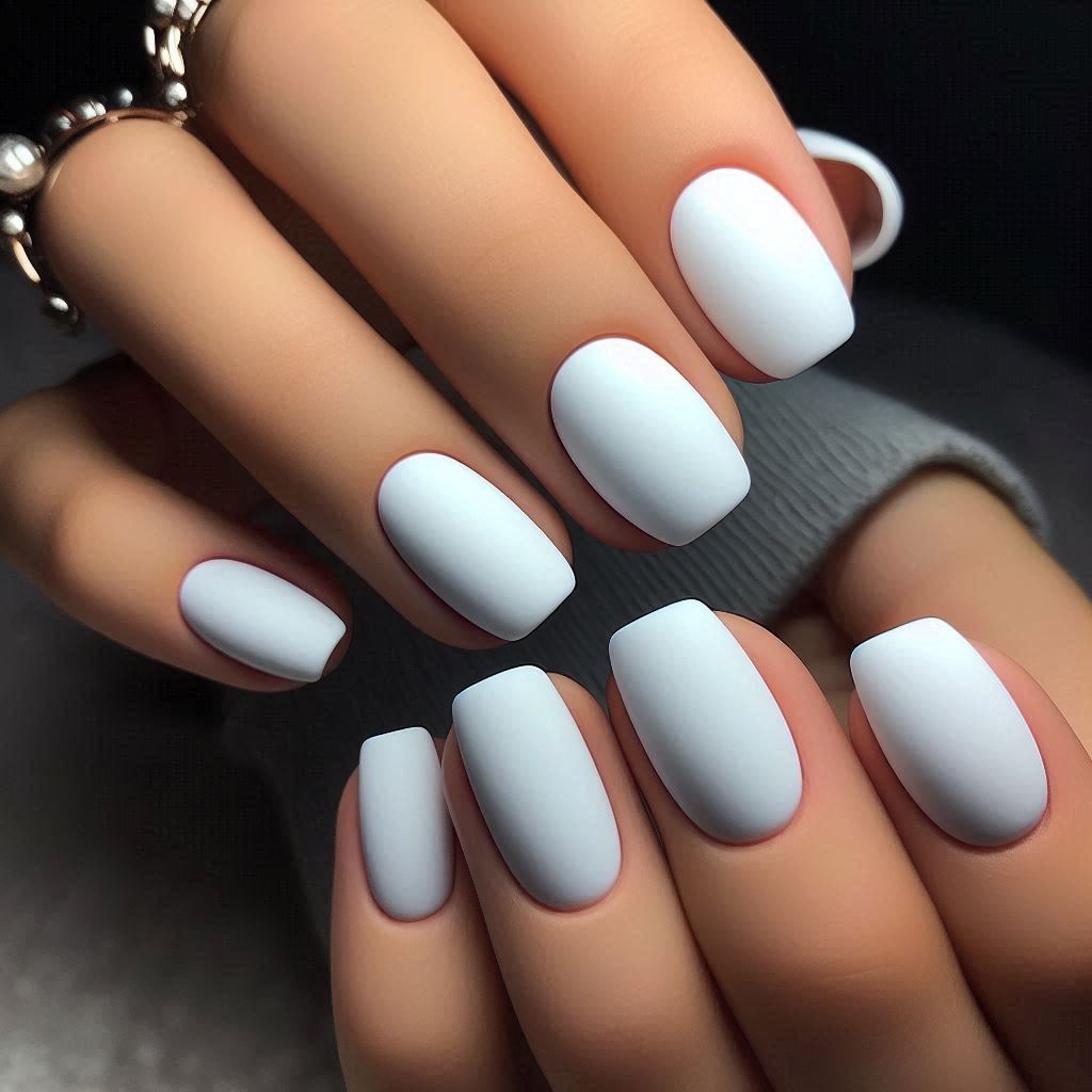 White Nails Short Matte