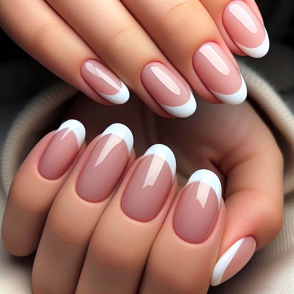 French Tip Nails Short Oval for an Elegant Appeal